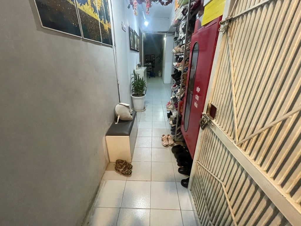 Bán nhà Hoàng Mai - diện tích 61m2 1 tầng - Lô góc, 3 thoáng - giá 5,7 tỷ