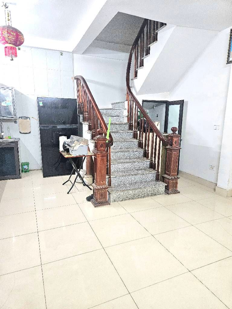 Bán nhà Bùi Xương Trạch - diện tích 30m2 4 tầng - ô tô đỗ cửa - giá 3,9 tỷ