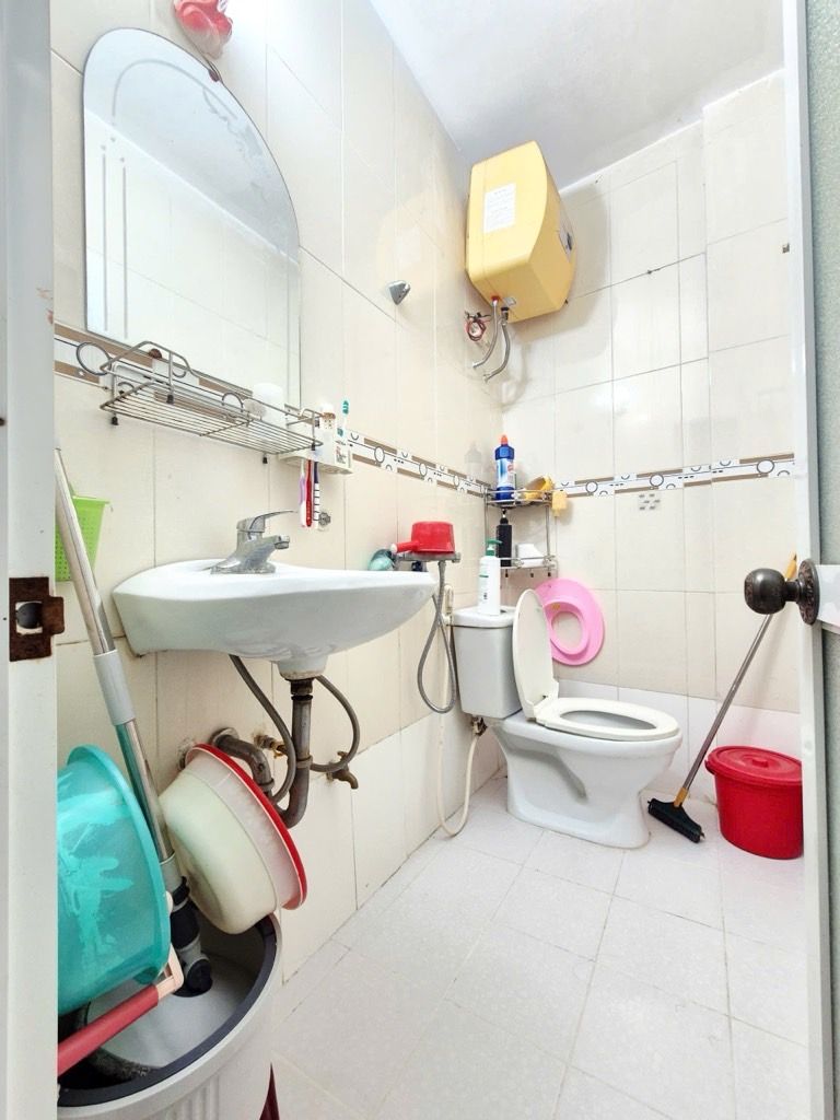 Bán nhà Định Công Thượng - diện tích 28,5m2 4 tầng - Gần Ô tô - giá 6,9 tỷ