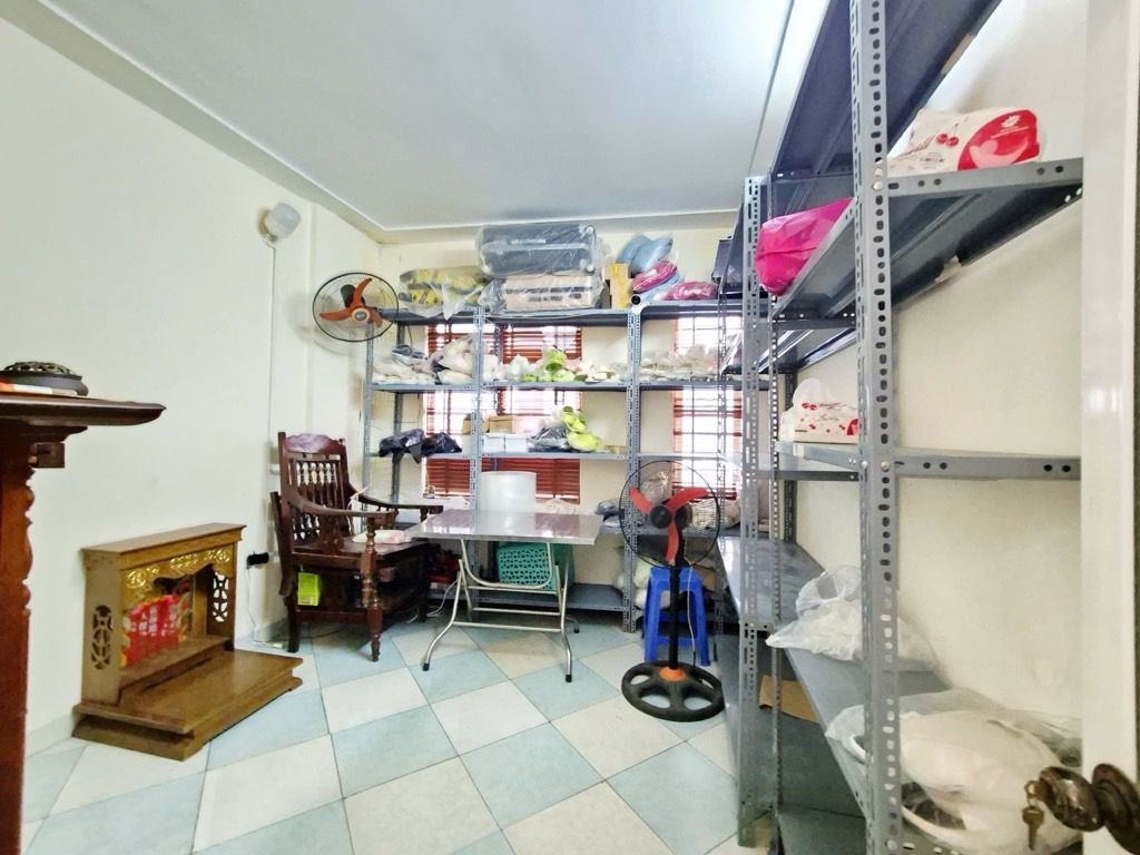 Bán nhà Định Công Thượng - diện tích 28,5m2 4 tầng - Gần Ô tô - giá 6,9 tỷ