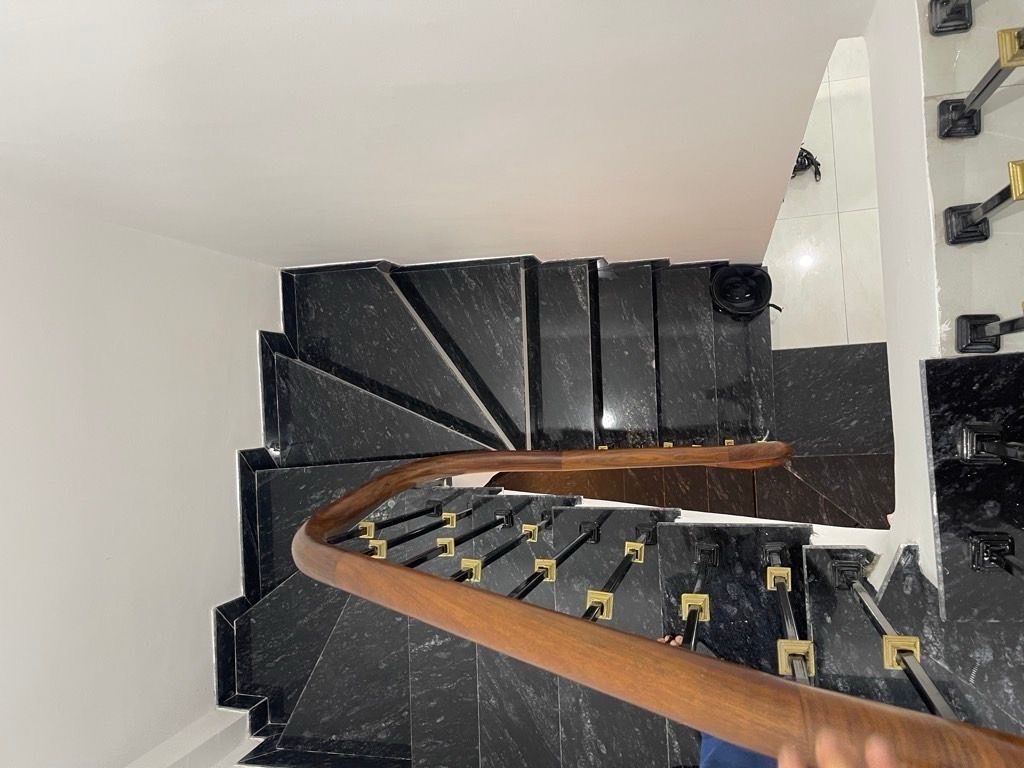 Bán nhà Định Công Thượng - diện tích 25m2 4 tầng - Nhà mới, đầy đủ nội thất - giá 3,9 tỷ