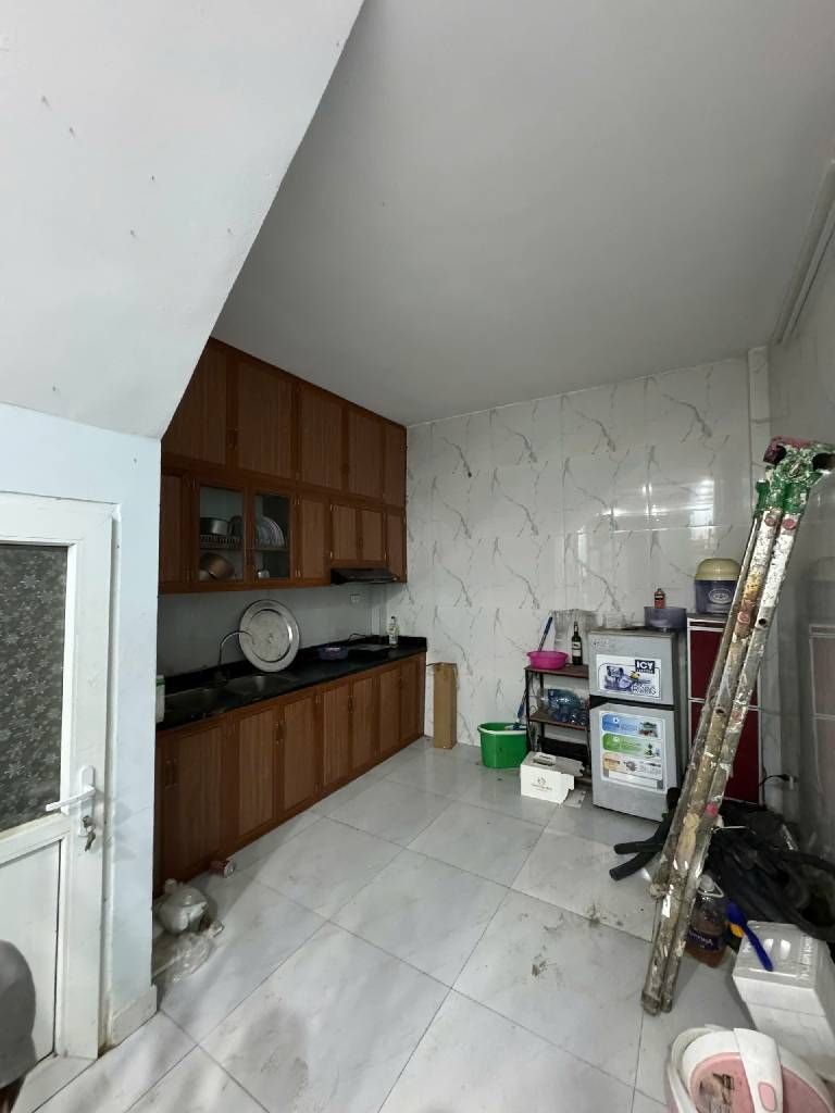 Bán nhà Lĩnh Nam - diện tích 30m2 4 tầng - gần ô tô - giá 6,5 tỷ