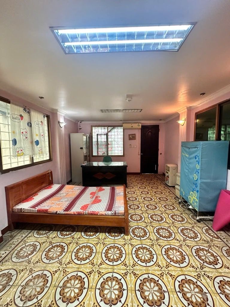 Bán nhà Ngõ Văn Chương - diện tích 56.2m2 5 tầng - Lô Góc 3 thoáng vĩnh viễn - giá 18,4 tỷ