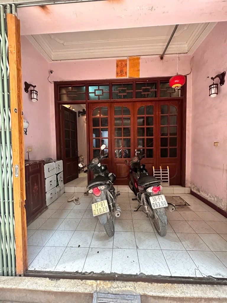 Bán nhà Ngõ Văn Chương - diện tích 56.2m2 5 tầng - Lô Góc 3 thoáng vĩnh viễn - giá 18,4 tỷ