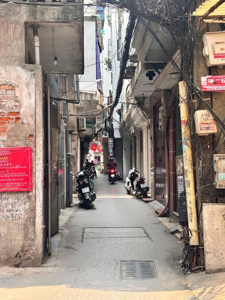 Bán nhà Ngõ Văn Chương - diện tích 56.2m2 5 tầng - Lô Góc 3 thoáng vĩnh viễn - giá 18,4 tỷ