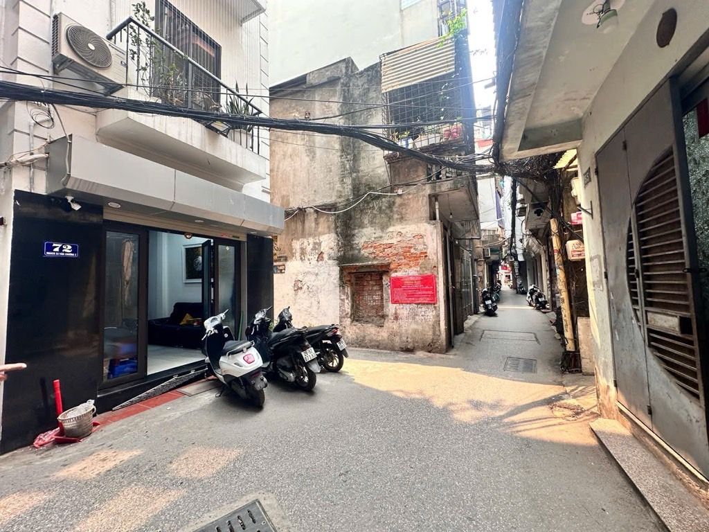 Bán nhà Ngõ Văn Chương - diện tích 56.2m2 5 tầng - Lô Góc 3 thoáng vĩnh viễn - giá 18,4 tỷ