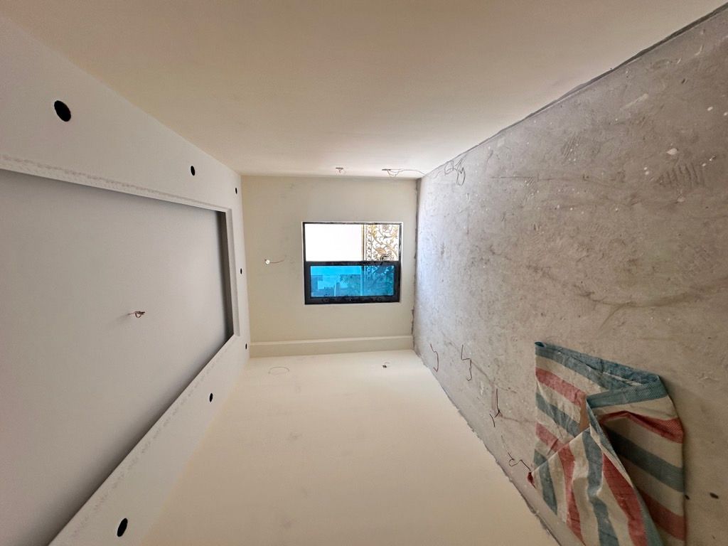 Bán nhà Đông Thiên - diện tích 51.2m2 5 tầng - Ô TÔ NGỦ TRONG NHÀ - giá 15,2 tỷ