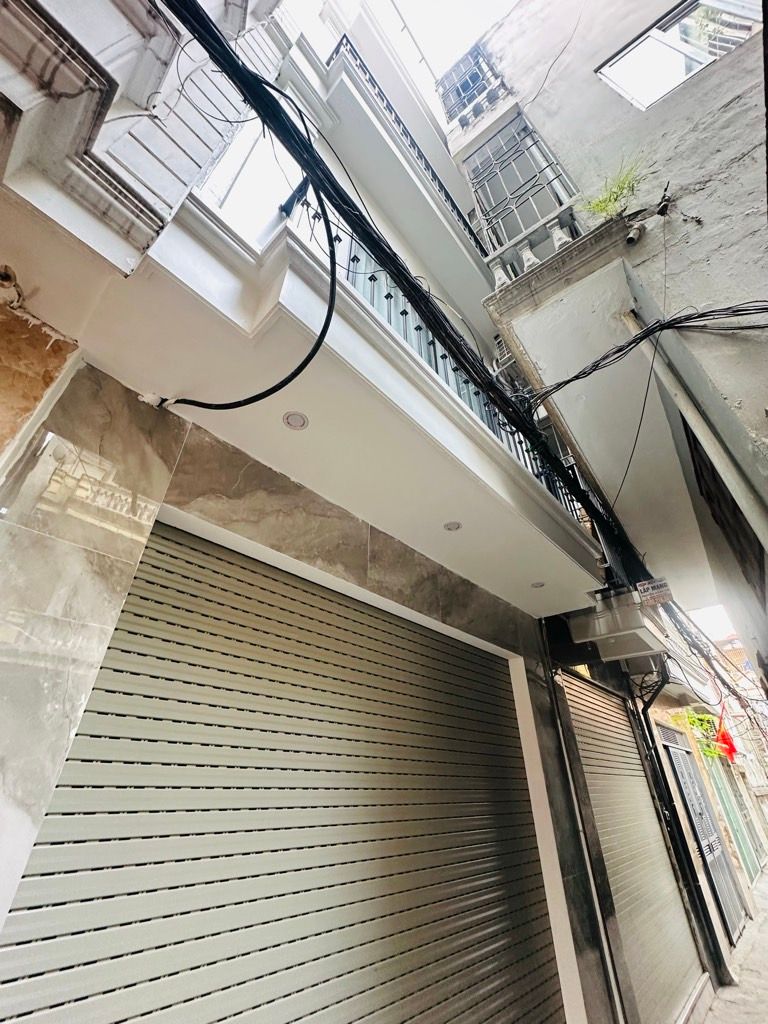 Bán nhà Tam Trinh - diện tích 33,4m2 6 tầng - Nhà đẹp thang máy - giá 12 tỷ