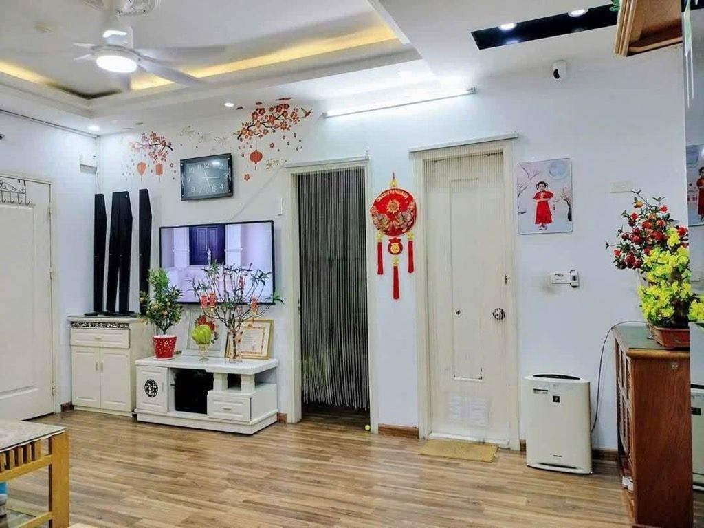 Bán nhà Kim Văn - Kim Lũ - diện tích 73.6m2 1 tầng - Nhà đẹp hiếm có - giá 5,5 tỷ