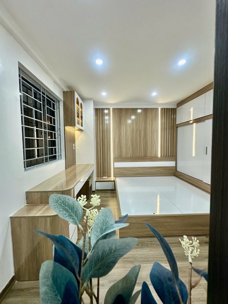 Bán nhà Bắc Linh Đàm - diện tích 69m2 2 tầng - Căn góc hiếm - giá 5,7 tỷ