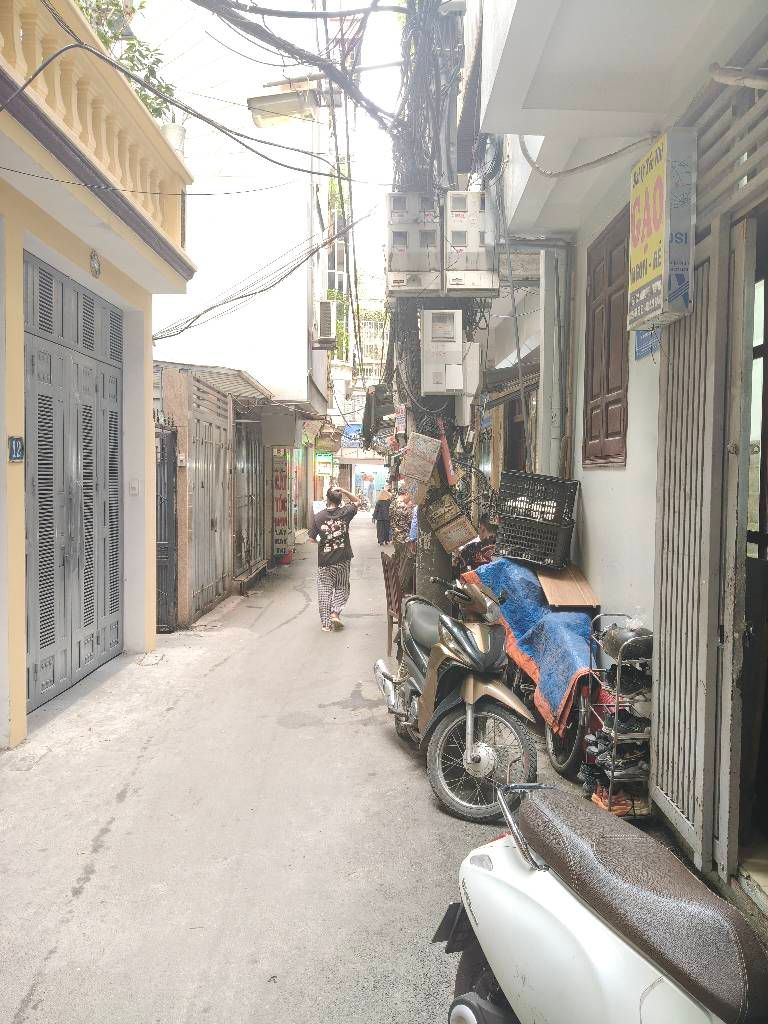 Bán nhà Khương Trung - diện tích 40m2 4 tầng - Cạnh nhà Lãnh đạo Uỷ viên bộ chính trị - giá 9,6 tỷ