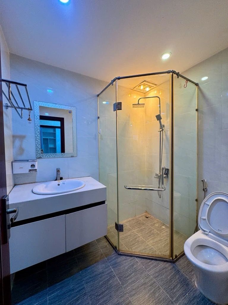 Bán nhà Đại Từ - diện tích 103m2 1 tầng - Căn hộ cao cấp - giá 10 tỷ