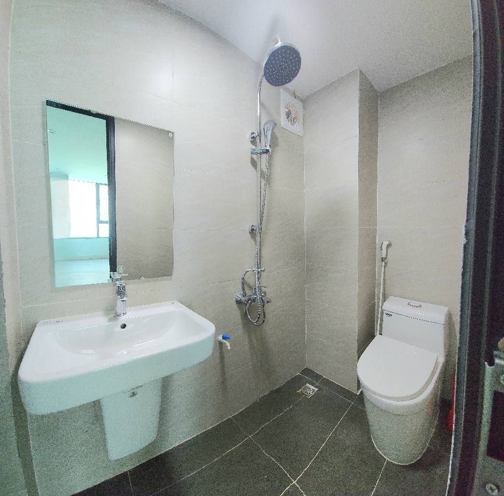 Bán nhà Trần Thị Định - diện tích 37m2 5 tầng - Gần phố - giá 14 tỷ