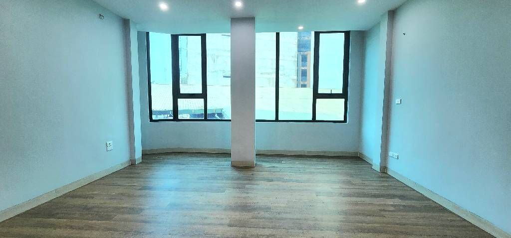 Bán nhà Trần Thị Định - diện tích 37m2 5 tầng - Gần phố - giá 14 tỷ