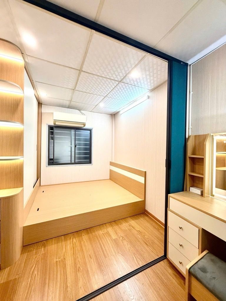 Bán nhà Ngõ Chợ Khâm Thiên - diện tích 11,6m2 5 tầng - Nhà nhỏ nhưng có võ, giá Nhỉnh 3 tỷ