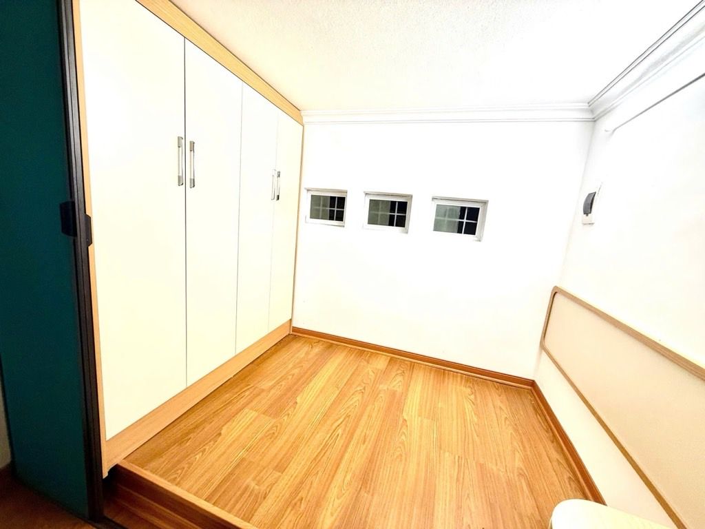 Bán nhà Ngõ Chợ Khâm Thiên - diện tích 11,6m2 5 tầng - Nhà nhỏ nhưng có võ, giá Nhỉnh 3 tỷ