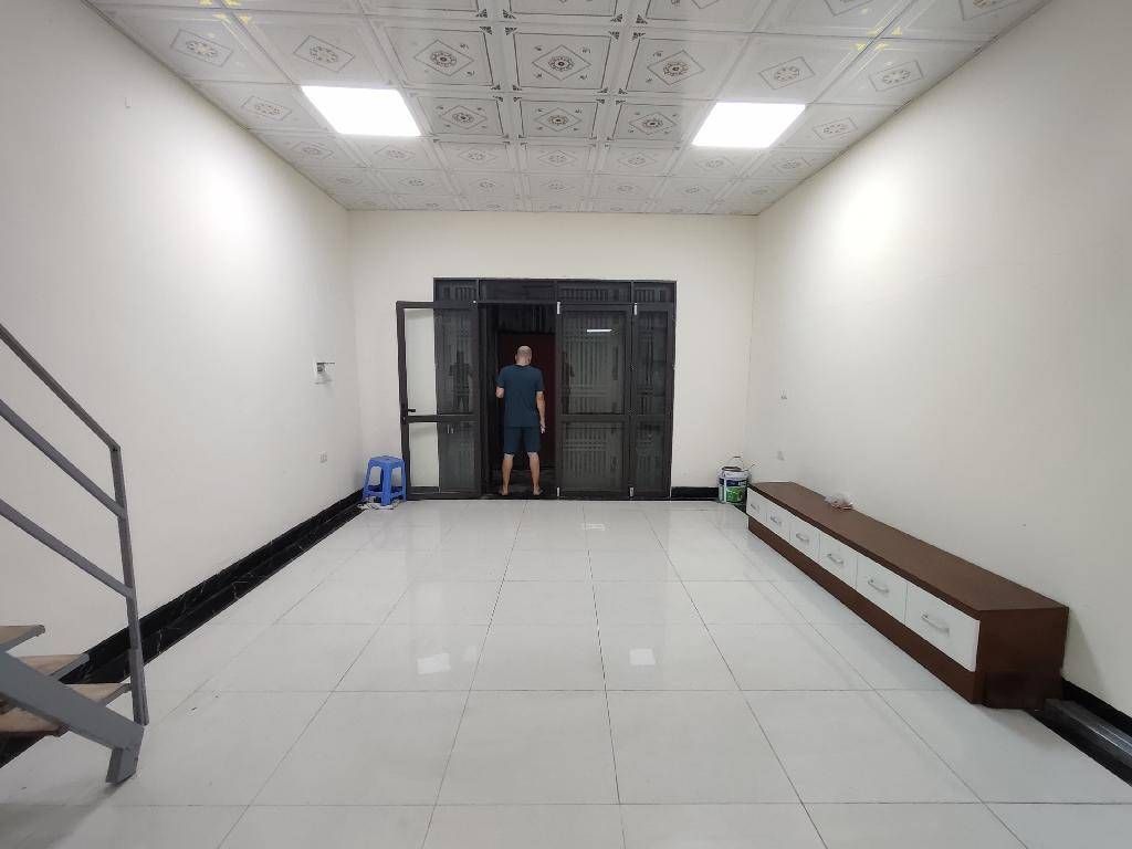 Bán nhà Lĩnh Nam - diện tích 34m2 2 tầng - Cực hiếm khu vực - giá 4,4 tỷ