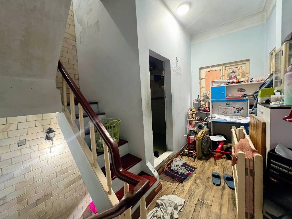 Bán nhà Nguyễn Cao - diện tích 22.2m2 5 tầng - Mặt ngõ to, sát phố - giá 7,5 tỷ