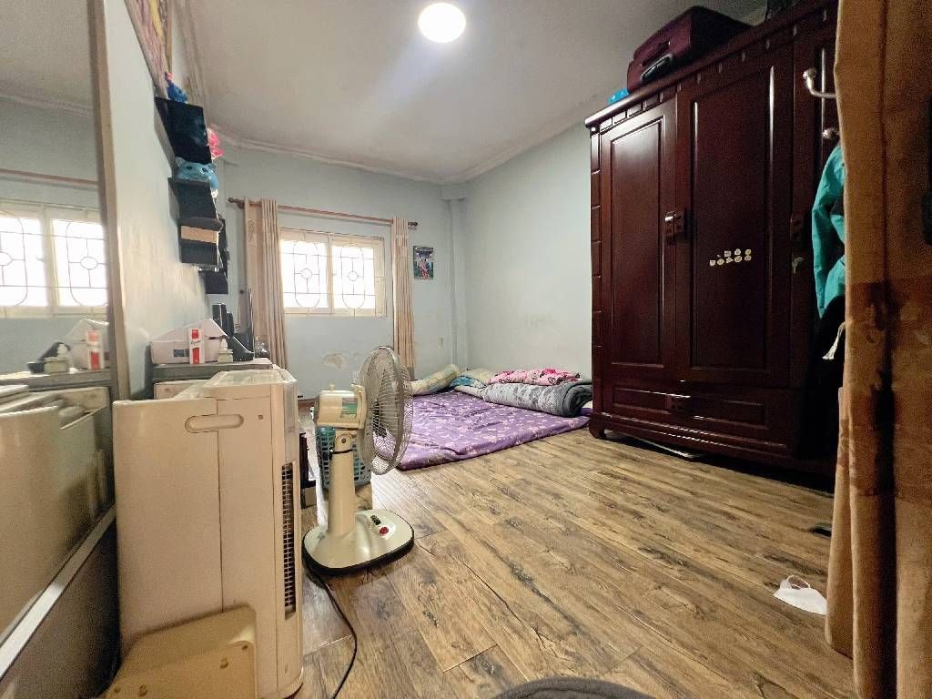 Bán nhà Nguyễn Cao - diện tích 22.2m2 5 tầng - Mặt ngõ to, sát phố - giá 7,5 tỷ