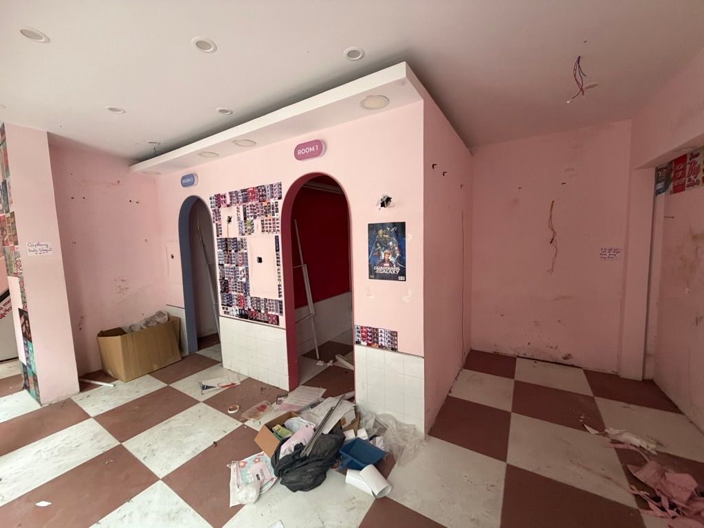 Bán nhà Đặng Văn Ngữ - diện tích 37m2 3 tầng - Mặt ngõ ô tô vào nhà - giá 13,5 tỷ