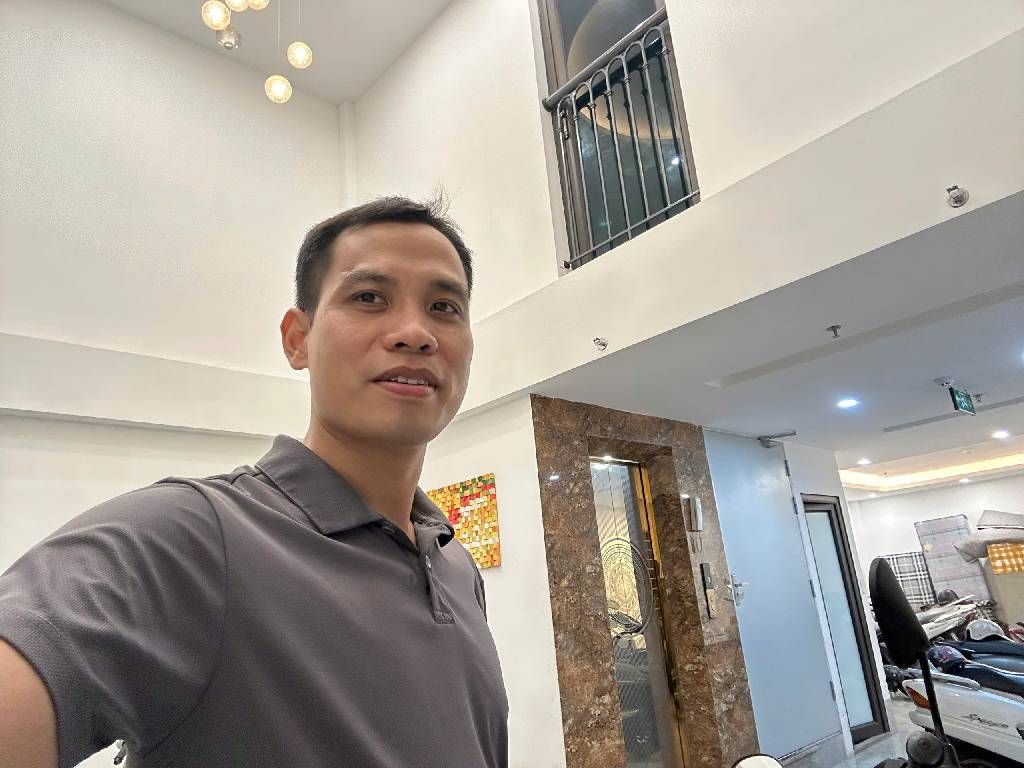 Bán nhà Vương Thừa Vũ - diện tích 77,2m2 8 tầng - Căn hộ dịch vụ 8 tầng - giá 2,8 tỷ