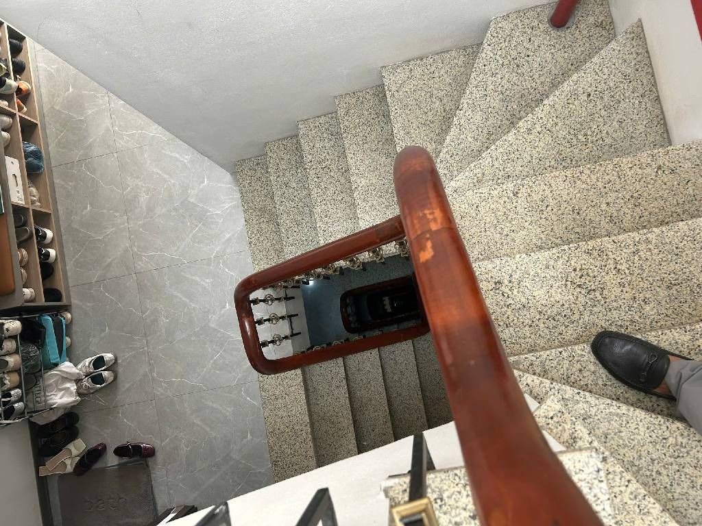 Bán nhà Vương Thừa Vũ - diện tích 77,2m2 8 tầng - Căn hộ dịch vụ 8 tầng - giá 2,8 tỷ