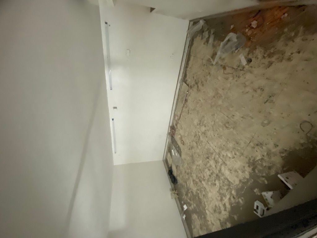 Bán nhà Lò Đúc - diện tích 40m2 1 tầng - Căn hộ tập thể - giá 3,75 tỷ