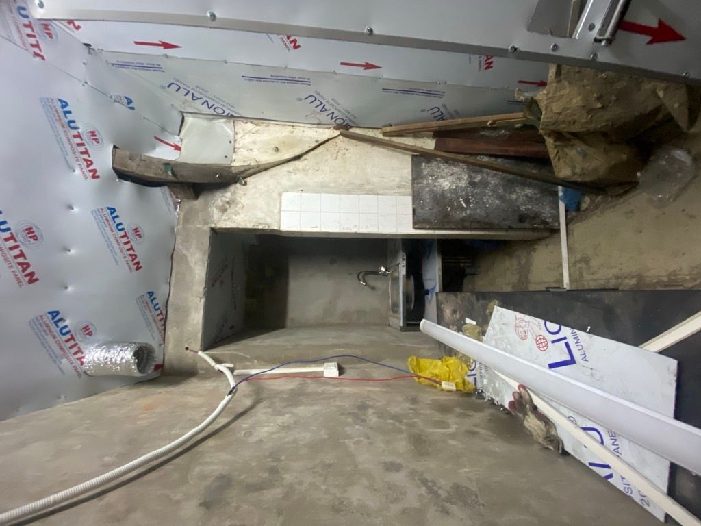 Bán nhà Lò Đúc - diện tích 40m2 1 tầng - Căn hộ tập thể - giá 3,75 tỷ