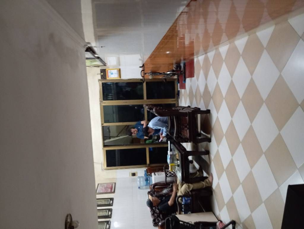 Bán nhà Tân Mai - diện tích 49m2 2 tầng - Nhà dân xây - giá 11,5 tỷ