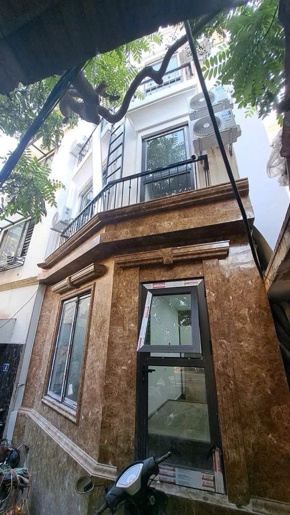 Bán nhà Đê Trần Khát Chân - diện tích 64.3m2 6 tầng - Căn hộ dịch vụ mới tinh - giá 21,5 tỷ