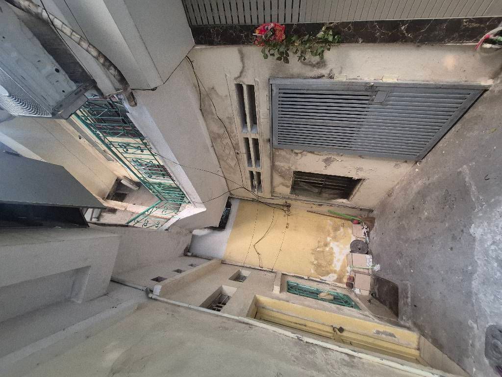 Bán nhà Đê Tô Hoàng - diện tích 7,5m2 2 tầng - Nhà cũ xác định bán đất tặng nhà - giá 1,265 tỷ