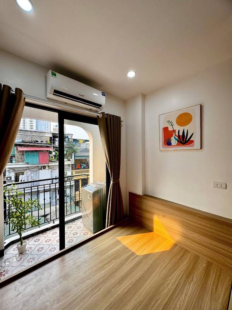 Bán nhà Hoàng Mai - diện tích 54.2m2 8 tầng - Ô TÔ ĐỖ CỔNG - giá 15,8 tỷ