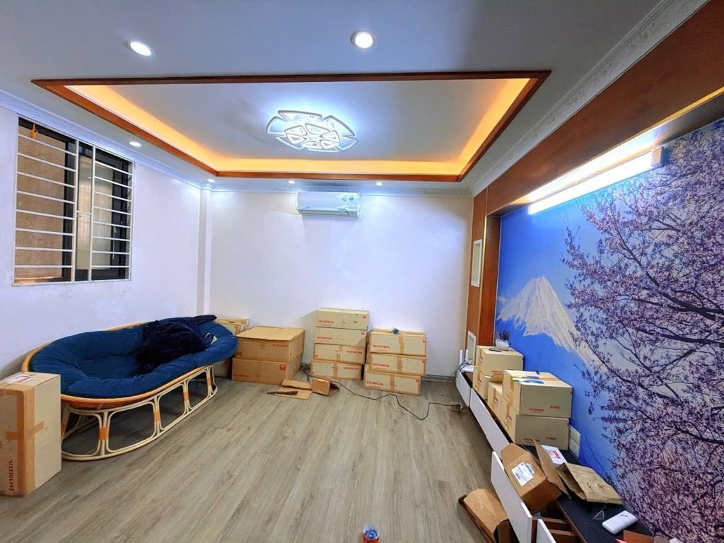 Bán nhà Nguyễn Cao - diện tích 41.7m2 6 tầng - Nhà lô góc 2 thoáng, như mới ở luôn - giá 13,8 tỷ