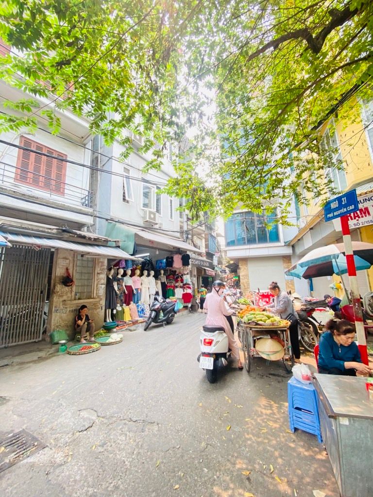 Bán nhà Nguyễn Cao - diện tích 41.7m2 6 tầng - Nhà lô góc 2 thoáng, như mới ở luôn - giá 13,8 tỷ