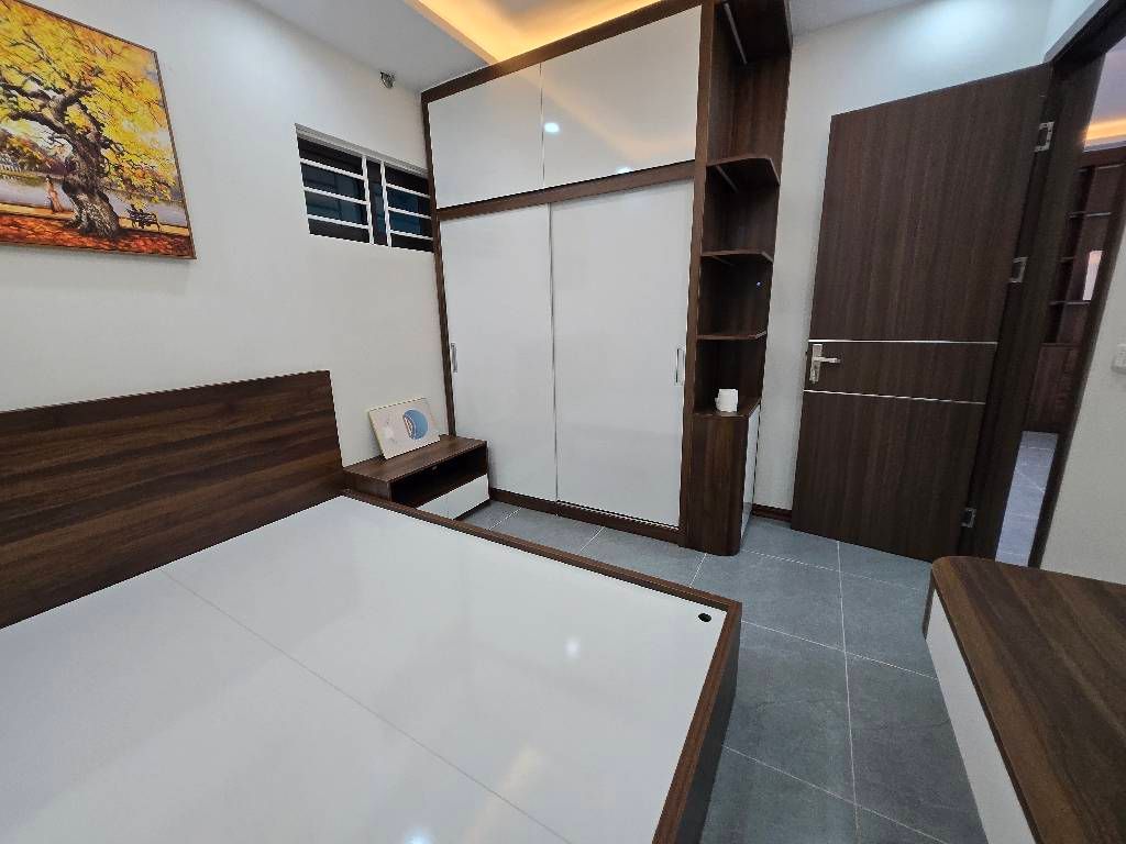 Bán nhà Linh Đàm - diện tích 71m2 2 tầng - Lô góc siêu thoáng - giá 5,6 tỷ