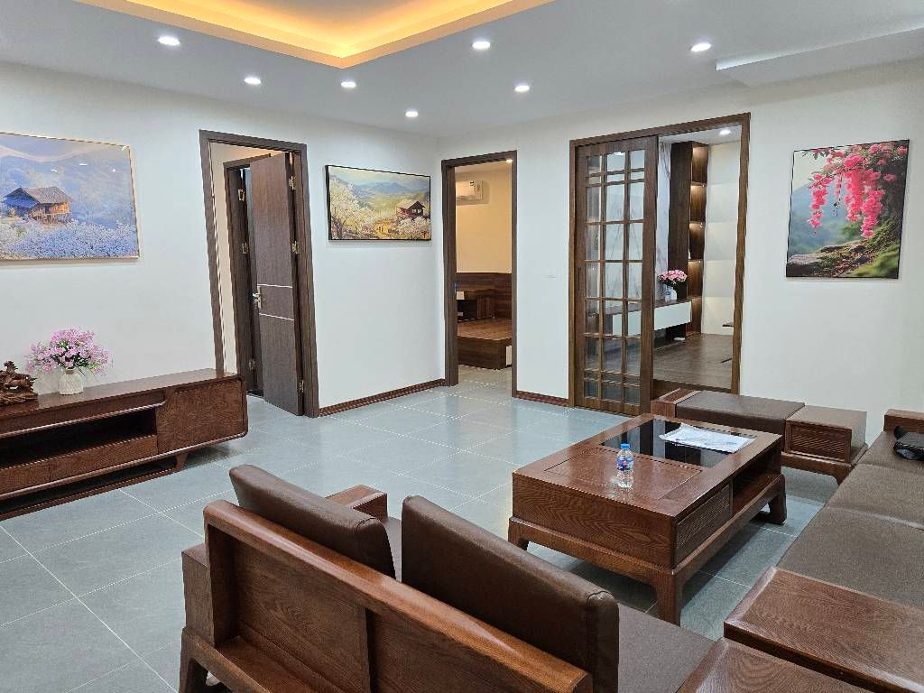 Bán nhà Linh Đàm - diện tích 113m2 2 tầng - Căn hộ đẹp thoáng - giá 7,9 tỷ