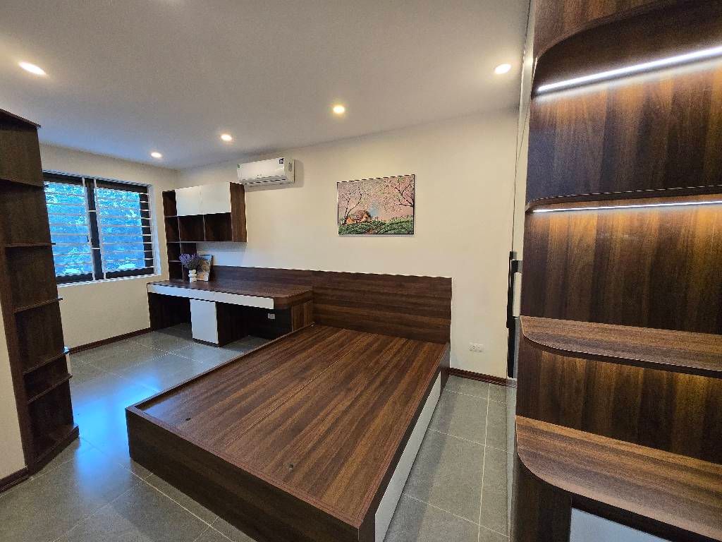 Bán nhà Linh Đàm - diện tích 113m2 2 tầng - Căn hộ đẹp thoáng - giá 7,9 tỷ