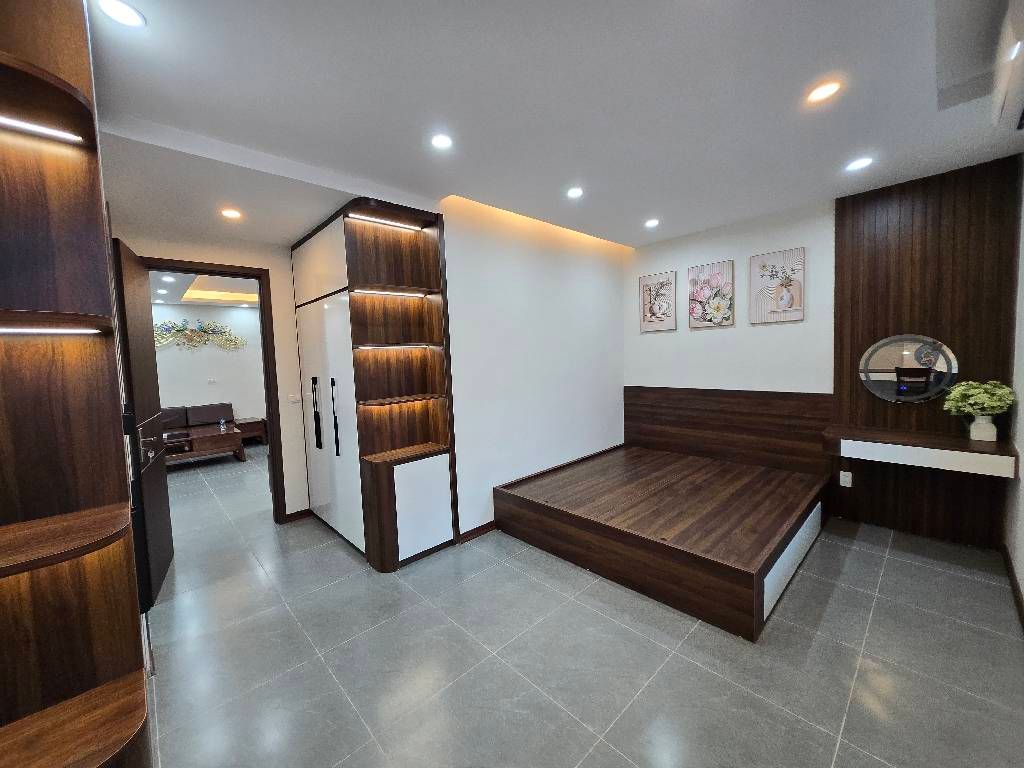 Bán nhà Linh Đàm - diện tích 113m2 2 tầng - Căn hộ đẹp thoáng - giá 7,9 tỷ