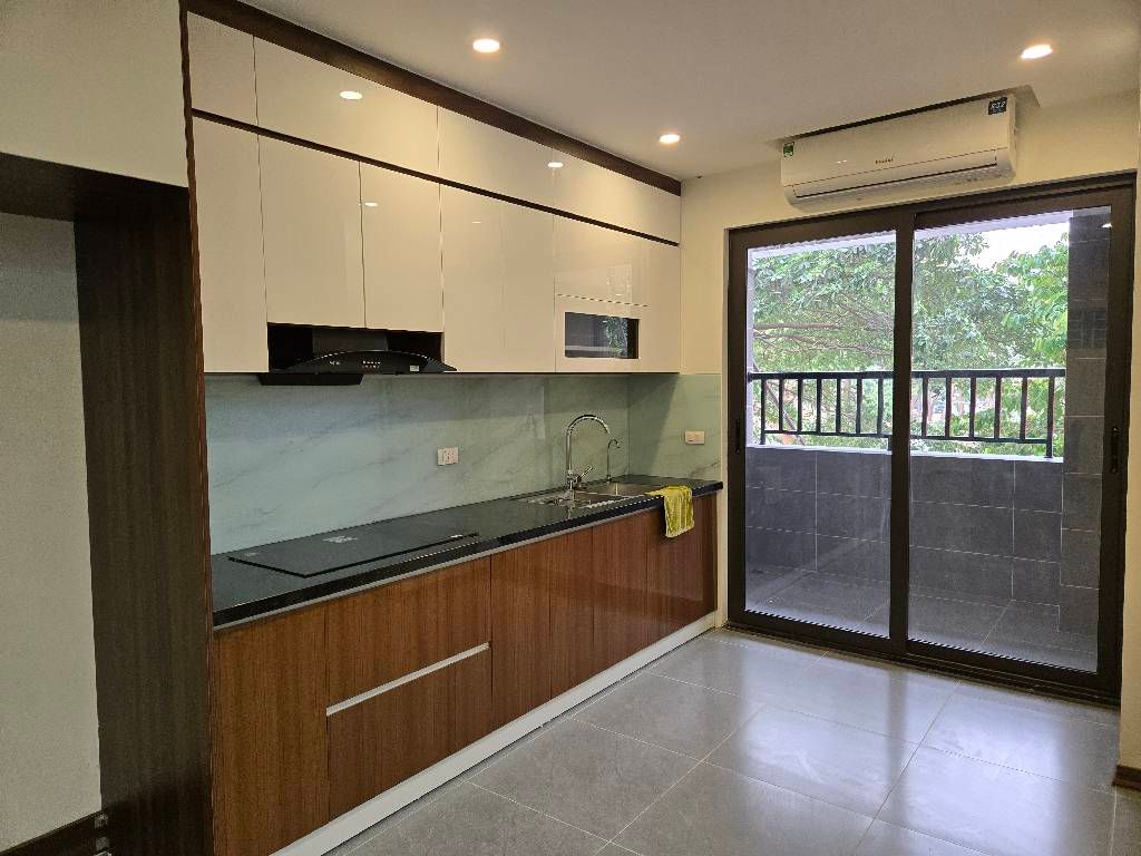 Bán nhà Linh Đàm - diện tích 113m2 2 tầng - Căn hộ đẹp thoáng - giá 7,9 tỷ