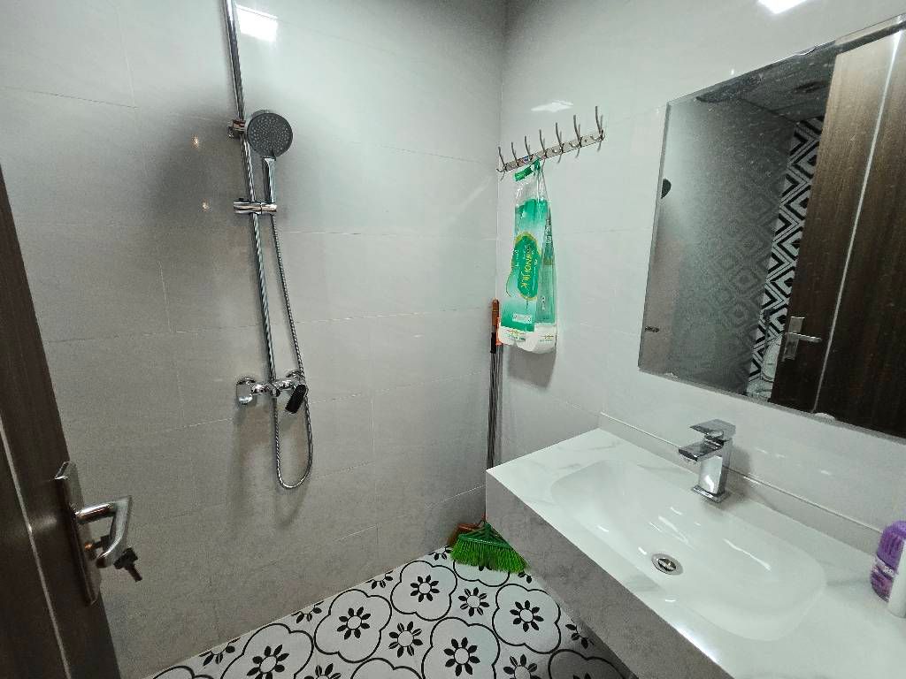 Bán nhà Linh Đàm - diện tích 113m2 2 tầng - Căn hộ đẹp thoáng - giá 7,9 tỷ