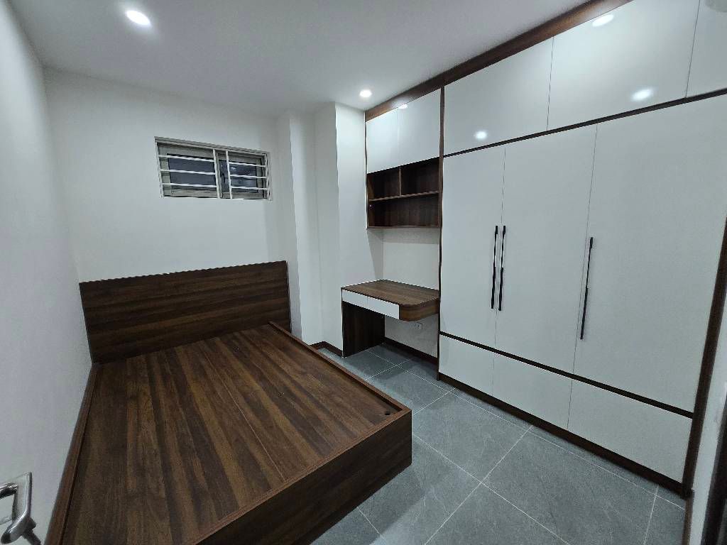 Bán nhà Linh Đàm - diện tích 58m2 2 tầng - Căn hộ đẹp, nội thất long lanh - giá 3,9 tỷ