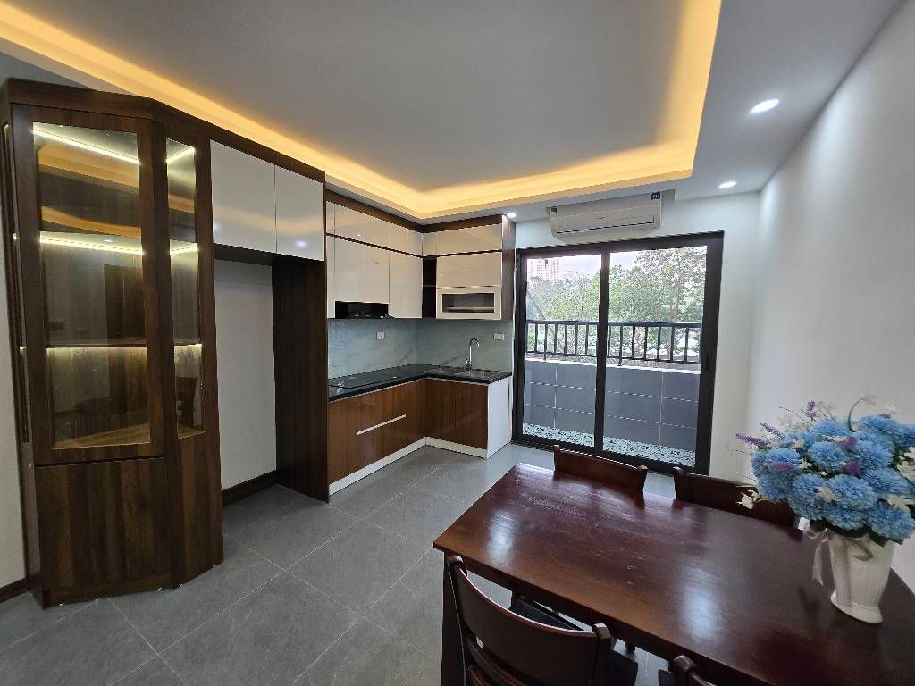 Bán nhà Linh Đàm - diện tích 71m2 2 tầng - Căn hộ đẹp long lanh - giá 4,8 tỷ