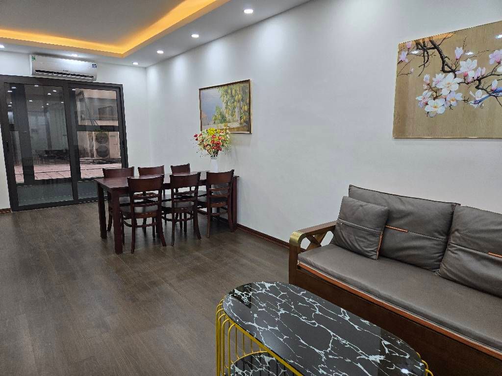 Bán nhà Linh Đàm - diện tích 71m2 2 tầng - Căn hộ đẹp, nội thất long lanh - giá 4,25 tỷ