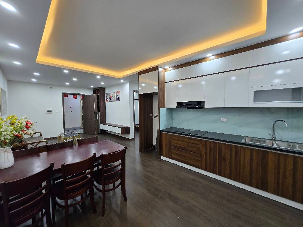 Bán nhà Linh Đàm - diện tích 71m2 2 tầng - Căn hộ đẹp, nội thất long lanh - giá 4,25 tỷ