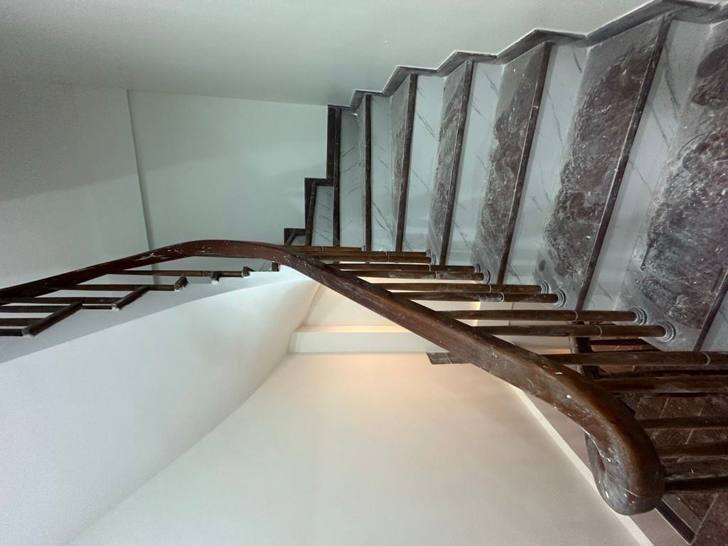 Bán nhà Thái Hà - diện tích 32m2 5 tầng - Siêu phẩm mặt ngõ - giá 10,8 tỷ