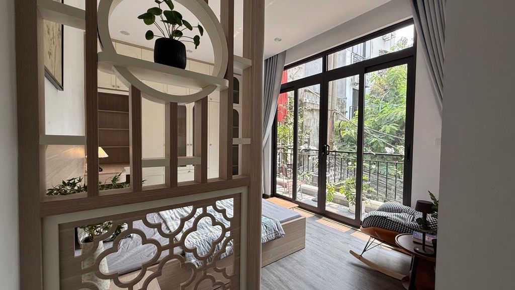 Bán nhà Nguyễn Tuân - diện tích 23m2 5 tầng - Lô góc 2 mặt tiền - giá 11,5 tỷ