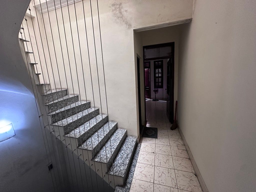 Bán nhà Bạch Đằng - diện tích 41,3m2 4 tầng - Ngõ thông ba gác phóng - giá 9,5 tỷ