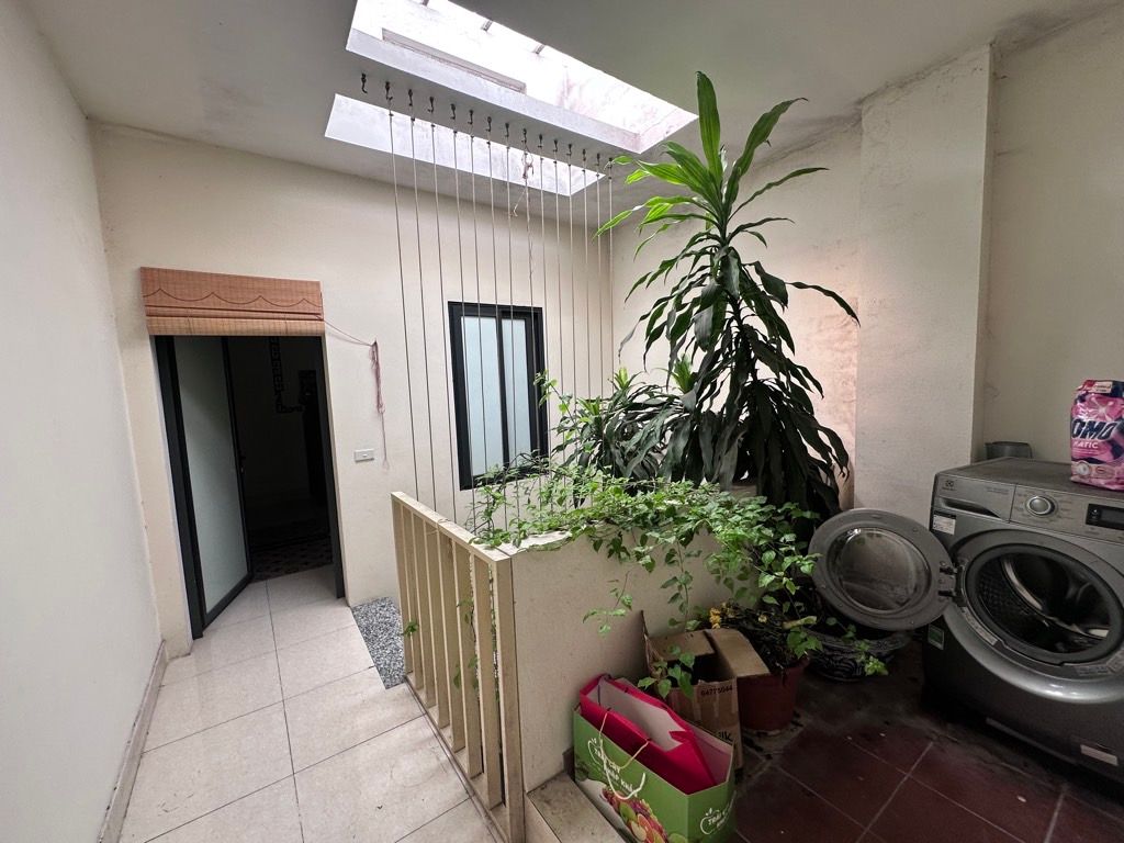 Bán nhà Bạch Đằng - diện tích 41,3m2 4 tầng - Ngõ thông ba gác phóng - giá 9,5 tỷ