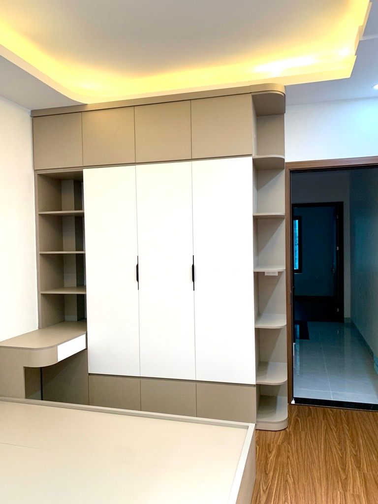 Bán nhà Định Công Thượng - diện tích 38m2 5 tầng - Ô tô đỗ cửa - giá 12,3 tỷ