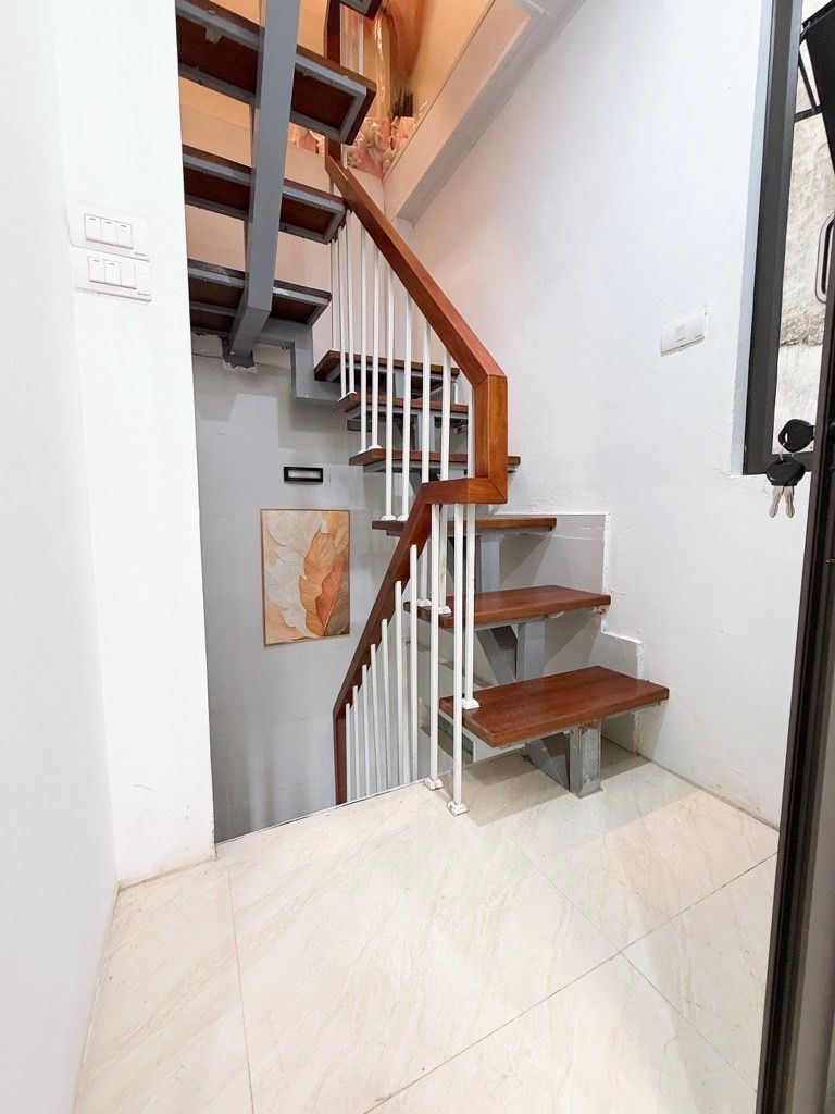 Bán nhà Ngõ Quỳnh - diện tích 14m2 3 tầng - Lô góc 2 mặt thoáng - giá 4,5 tỷ